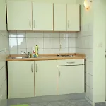With A Parking Space - 6694 Апартаменты Макарска