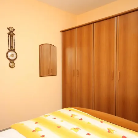 Apartamento With A Parking Space - 6694 *